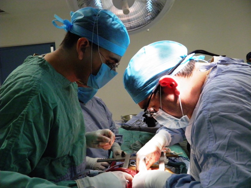 Dr. Ochoa (left) & Dr. Vasquez (right)